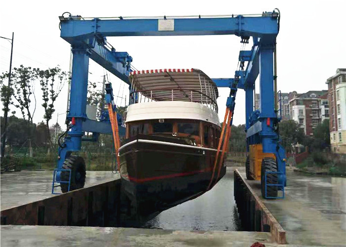 ISO SGS 30 Ton Marine Straddle Boat Hoist Crane Customized