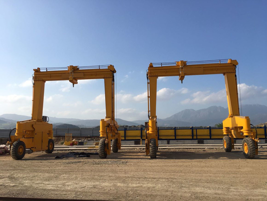 2 Units Mobile Gantry Crane On Tyres To Handle Transport Precast Concrete Pillars
